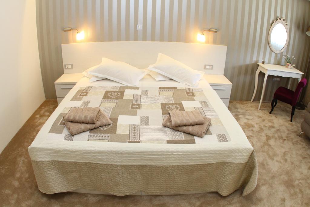 Studio Apartments Mirakul Split Room photo